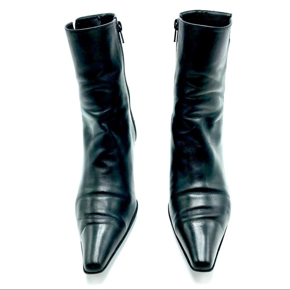 Enzo Angiolini Black Leather Heeled Boots, Size 8M - Picture 3 of 8